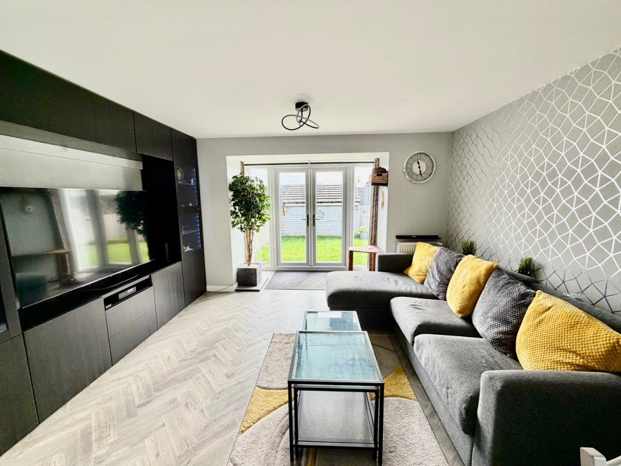 Images for Low Whin Fold, Keighley, West Yorkshire EAID:3030449609 BID:4216801