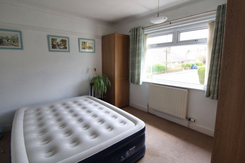 Images for Denholme, Bradford, West Yorkshire EAID:3030449609 BID:4216801