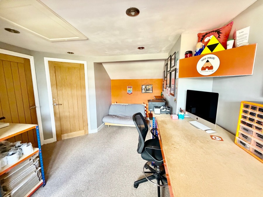 Images for Damems Road, Keighley, West Yorkshire EAID:3030449609 BID:4216801