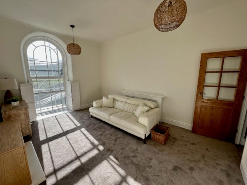 Images for Oakworth, Keighley, West Yorkshire EAID:3030449609 BID:4216801