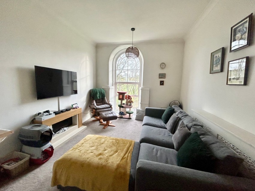 Images for Oakworth, Keighley, West Yorkshire EAID:3030449609 BID:4216801