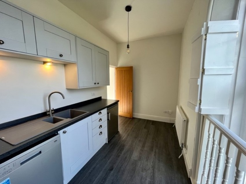 Images for Oakworth, Keighley, West Yorkshire EAID:3030449609 BID:4216801