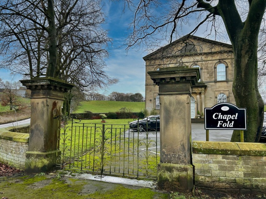 Images for Oakworth, Keighley, West Yorkshire EAID:3030449609 BID:4216801