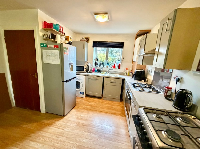 Images for Oakworth, Keighley, West Yorkshire EAID:3030449609 BID:4216801