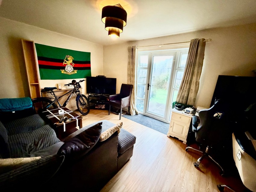 Images for Oakworth, Keighley, West Yorkshire EAID:3030449609 BID:4216801