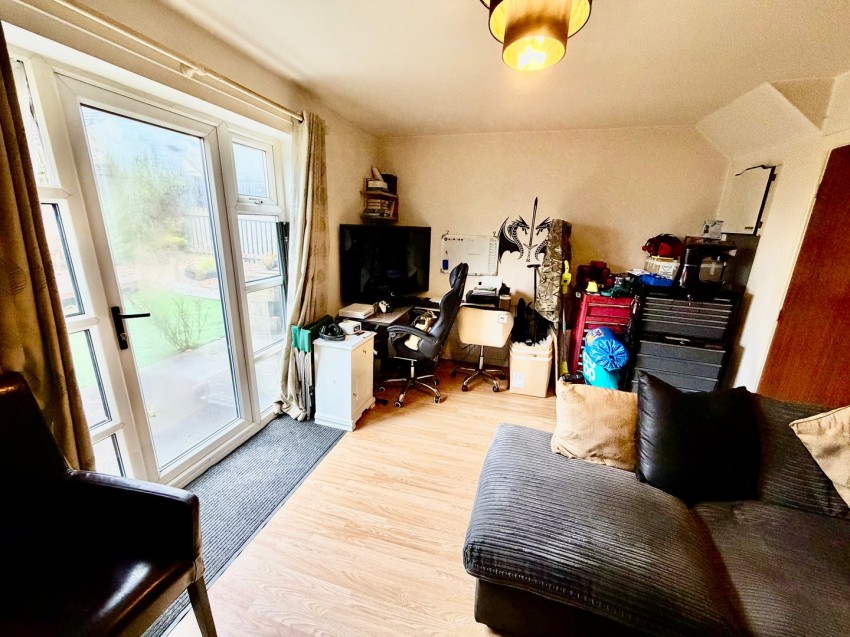 Images for Oakworth, Keighley, West Yorkshire EAID:3030449609 BID:4216801