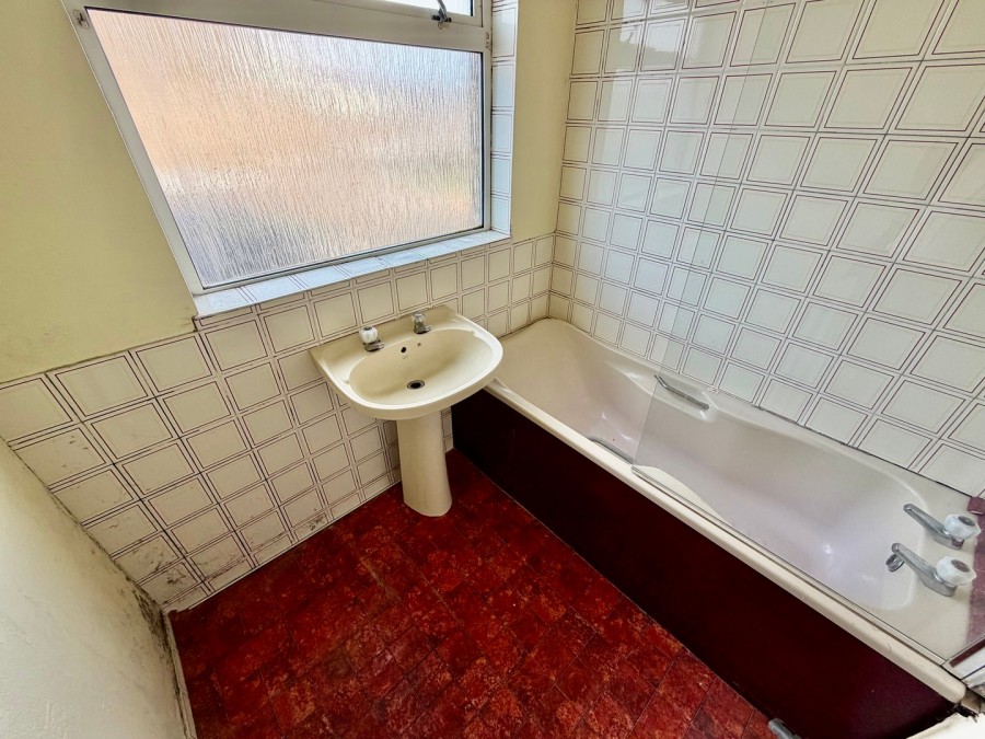 Images for Wheathead Crescent, Keighley, West Yorkshire EAID:3030449609 BID:4216801