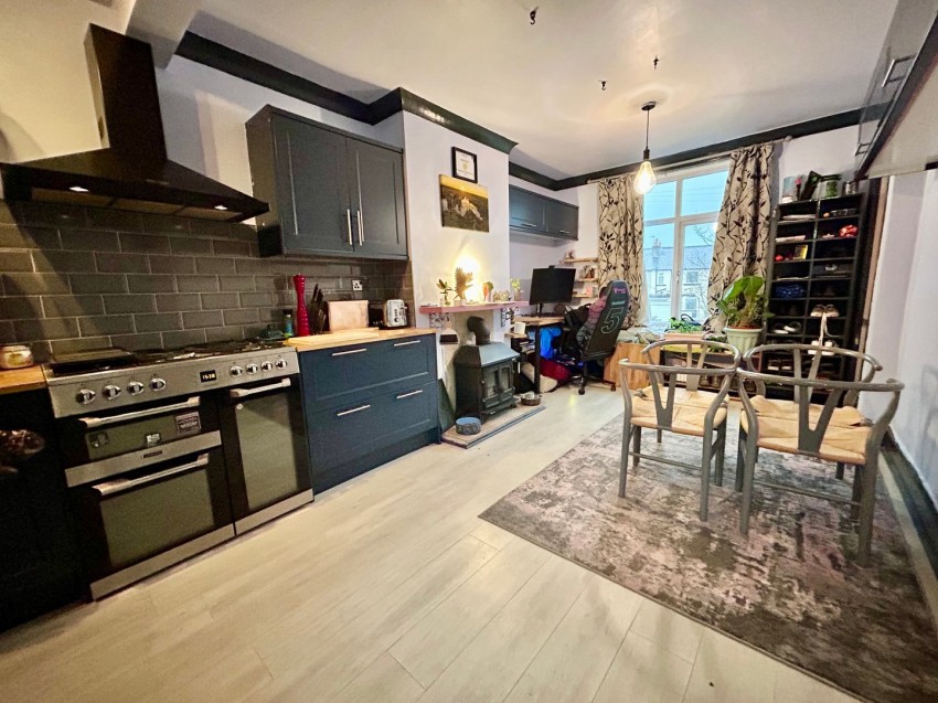 Images for Riddlesden, Keighley, West Yorkshire EAID:3030449609 BID:4216801