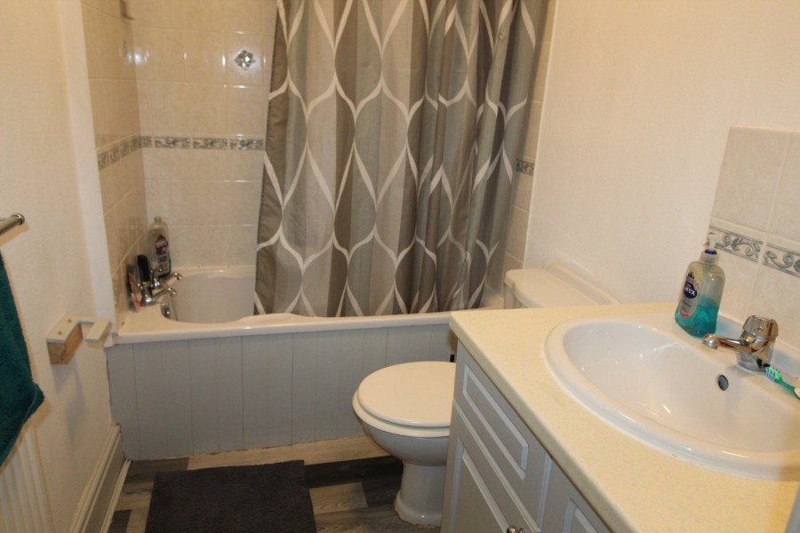 Images for Cowling, Keighley, North Yorkshire EAID:3030449609 BID:4216801