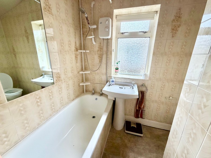 Images for Broomhill Avenue, Keighley, West Yorkshire EAID:3030449609 BID:4216801