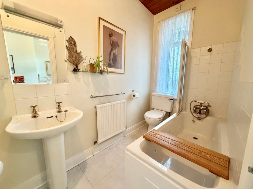 Images for Haworth, Keighley, West Yorkshire EAID:3030449609 BID:4216801