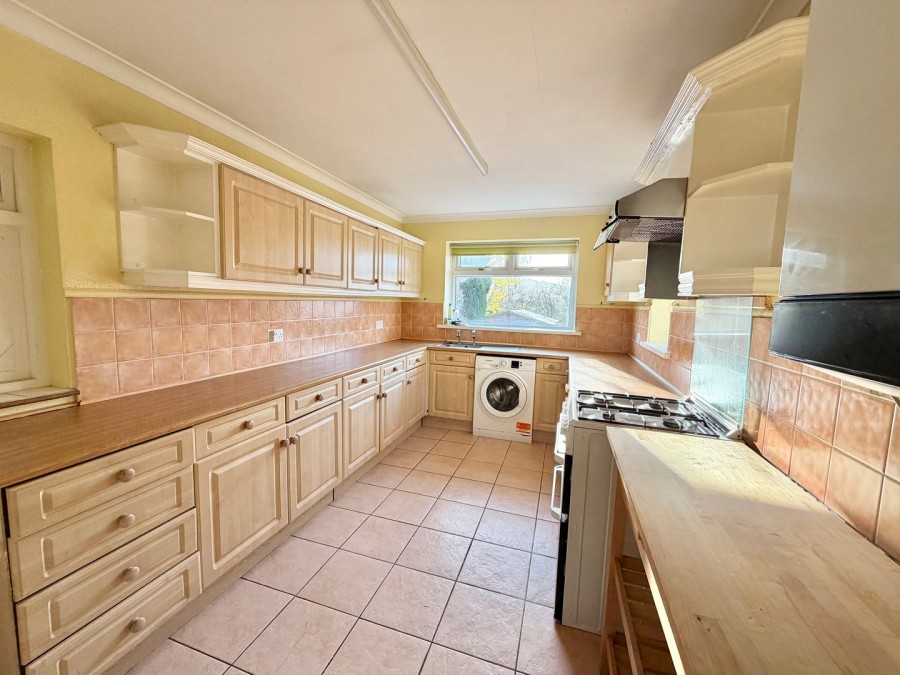 Images for Riddlesden, Keighley, West Yorkshire EAID:3030449609 BID:4216801