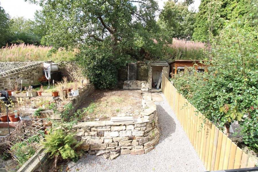 Images for Oakworth, Keighley, West Yorkshire EAID:3030449609 BID:4216801