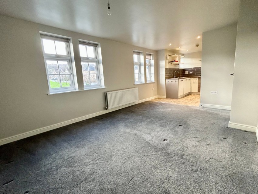 Images for Steeton, Keighley, West Yorkshire EAID:3030449609 BID:4216801