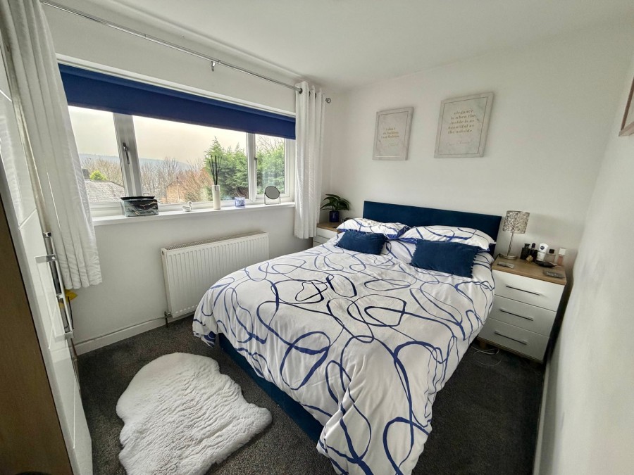 Images for The Oval, Bingley, West Yorkshire EAID:3030449609 BID:4216801