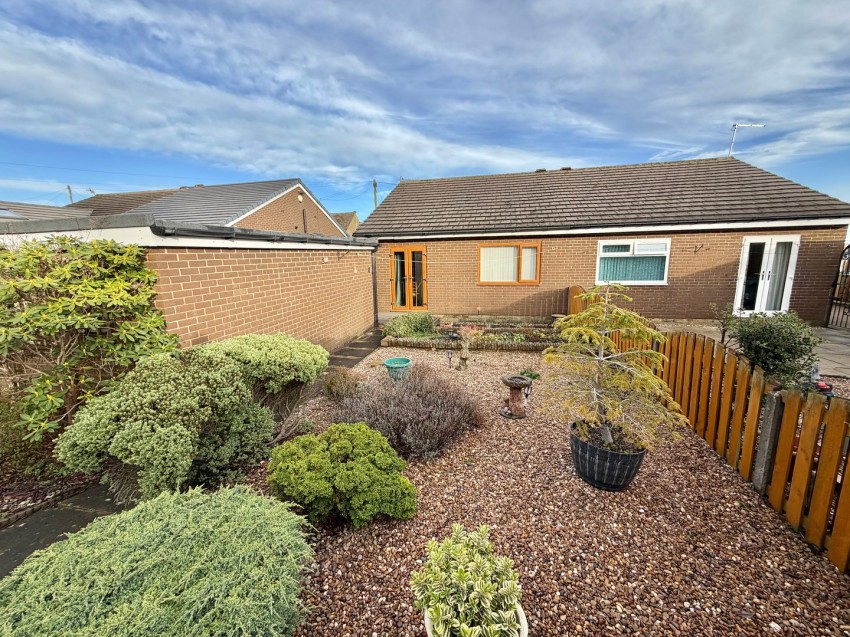 Images for Denholme, Bradford, West Yorkshire EAID:3030449609 BID:4216801