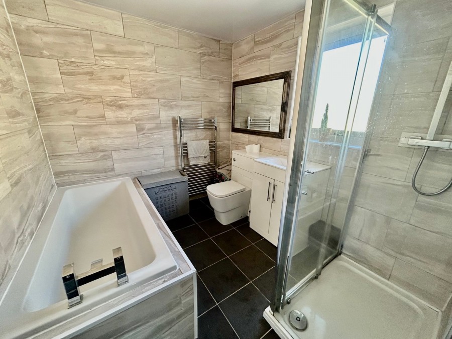 Images for Oakworth, Keighley, West Yorkshire EAID:3030449609 BID:4216801