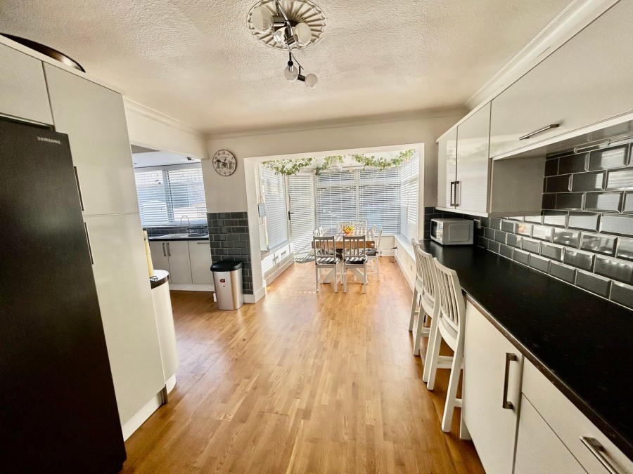 Images for Oakworth, Keighley, West Yorkshire EAID:3030449609 BID:4216801