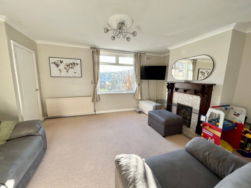 Images for Cross Flatts, Bingley, West Yorkshire EAID:3030449609 BID:4216801