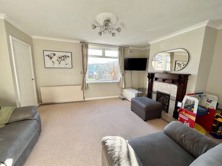 Images for Cross Flatts, Bingley, West Yorkshire EAID:3030449609 BID:4216801