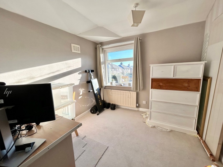 Images for Cross Flatts, Bingley, West Yorkshire EAID:3030449609 BID:4216801