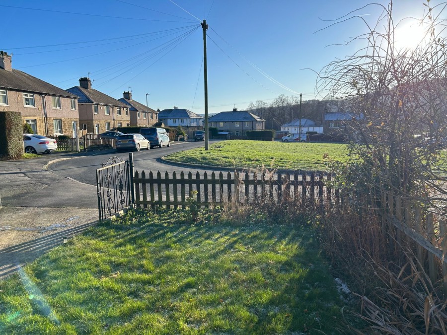 Images for Cross Flatts, Bingley, West Yorkshire EAID:3030449609 BID:4216801