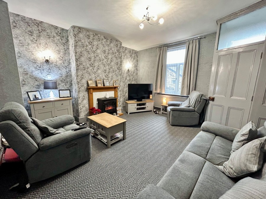 Images for Oakworth, Keighley, West Yorkshire EAID:3030449609 BID:4216801