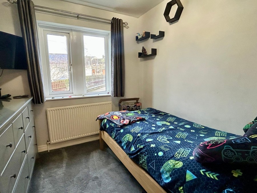 Images for Oakworth, Keighley, West Yorkshire EAID:3030449609 BID:4216801