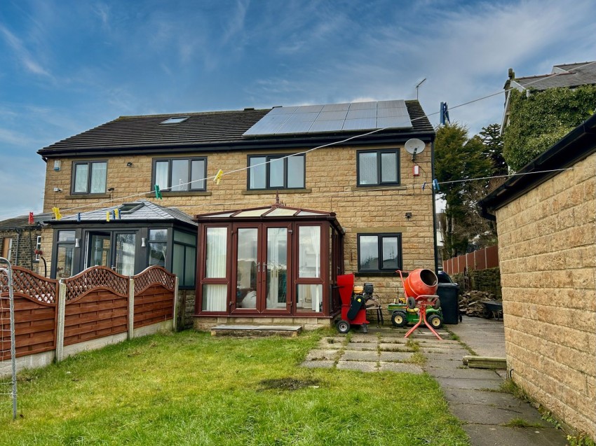 Images for Oakworth, Keighley, West Yorkshire EAID:3030449609 BID:4216801