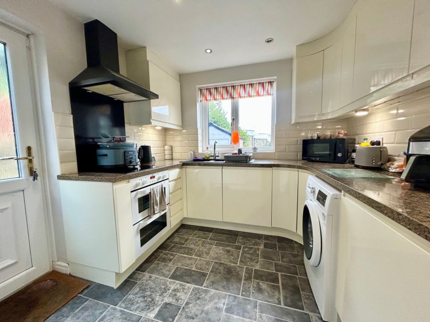 Images for Oakworth, Keighley, West Yorkshire EAID:3030449609 BID:4216801