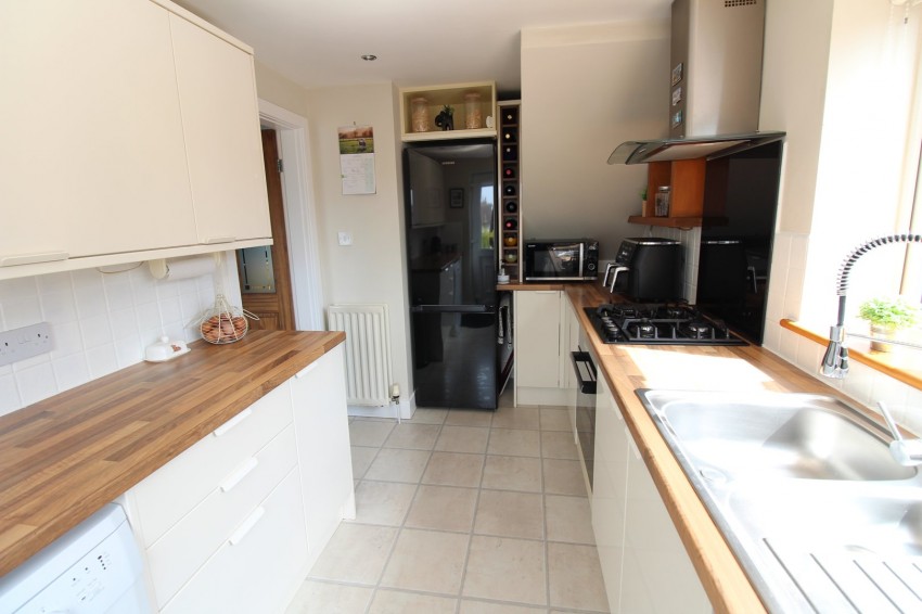 Images for Cross Roads, Keighley, West Yorkshire EAID:3030449609 BID:4216801