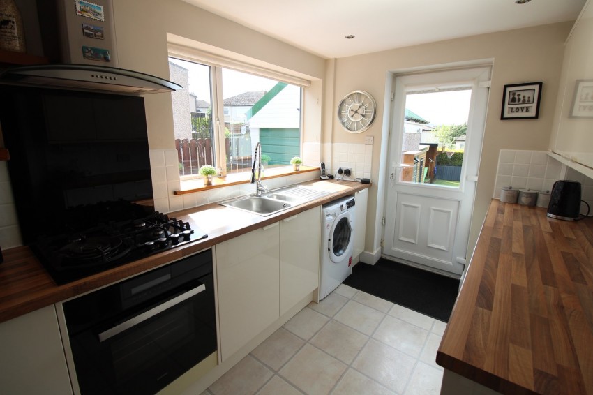 Images for Cross Roads, Keighley, West Yorkshire EAID:3030449609 BID:4216801