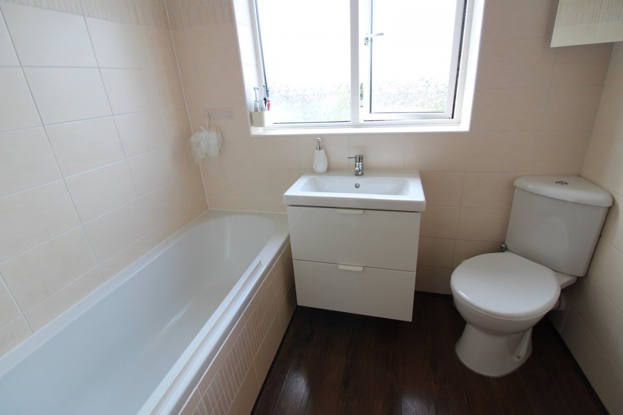 Images for Cross Roads, Keighley, West Yorkshire EAID:3030449609 BID:4216801