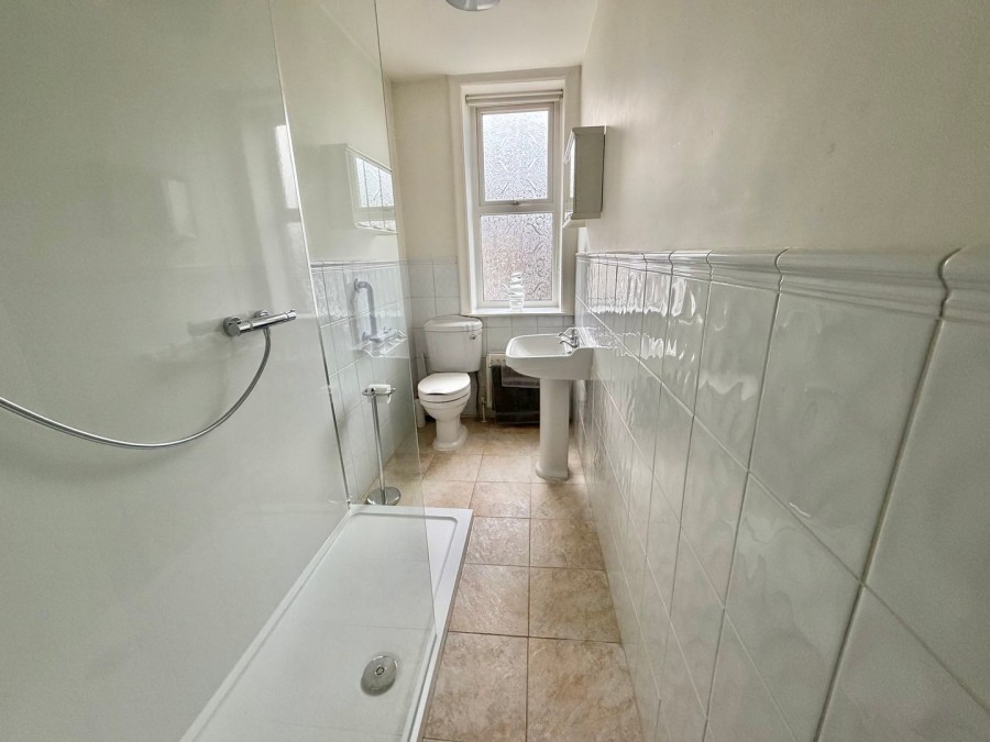 Images for Oakworth, Keighley, West Yorkshire EAID:3030449609 BID:4216801