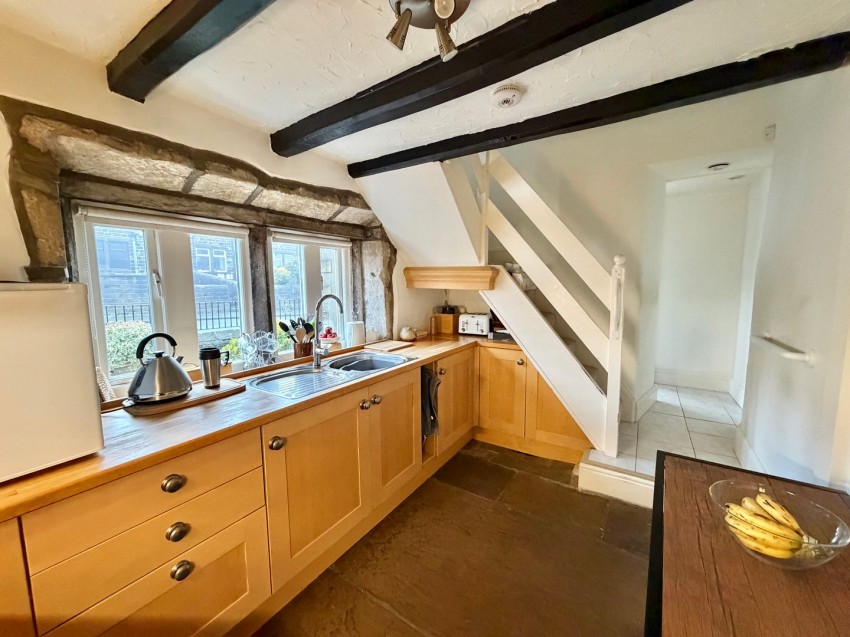 Images for Oakworth, Keighley, West Yorkshire EAID:3030449609 BID:4216801