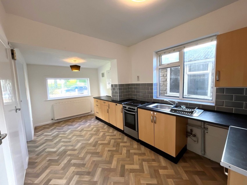 Images for Oakworth, Keighley, West Yorkshire EAID:3030449609 BID:4216801