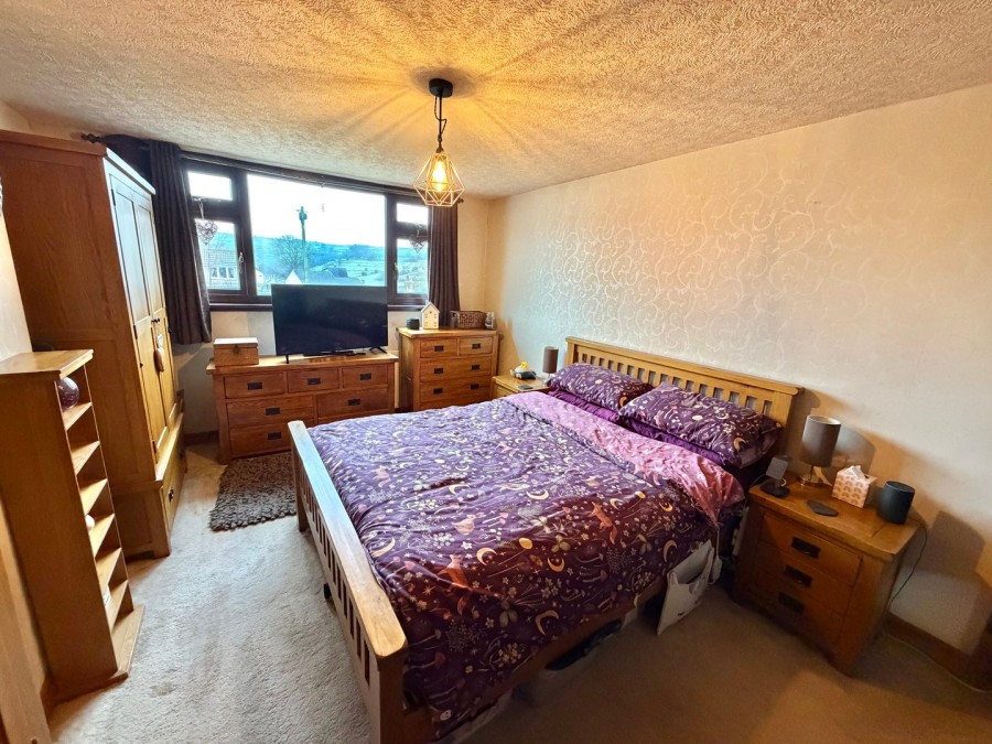 Images for Fell Crescent, Keighley, West Yorkshire EAID:3030449609 BID:4216801