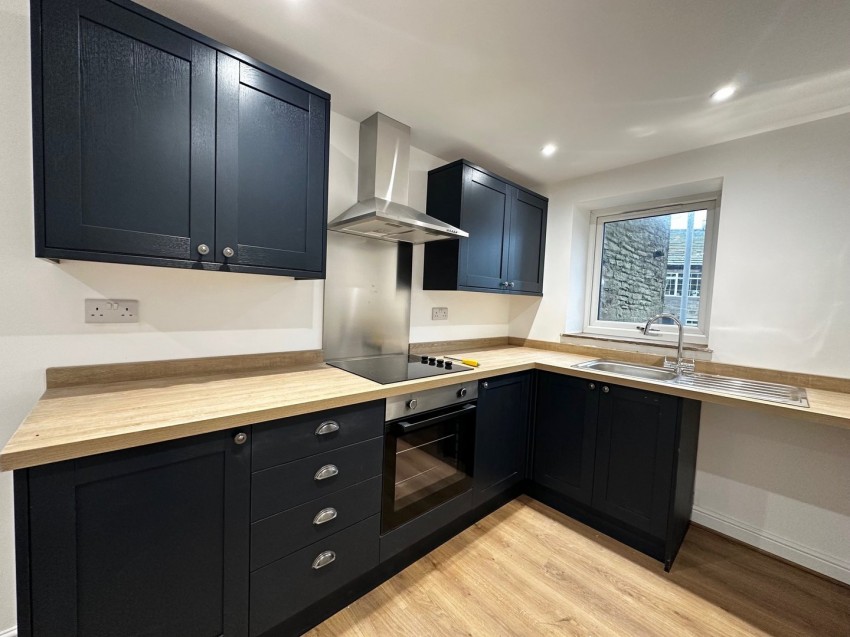 Images for Cross Roads, Keighley EAID:3030449609 BID:4216801