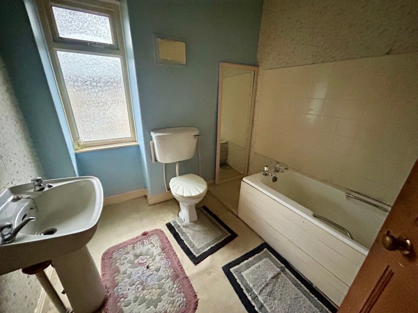 Images for Strong Close Way, Keighley, West Yorkshire EAID:3030449609 BID:4216801