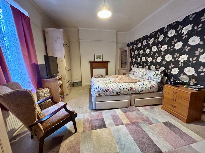 Images for East Morton, Keighley, West Yorkshire EAID:3030449609 BID:4216801