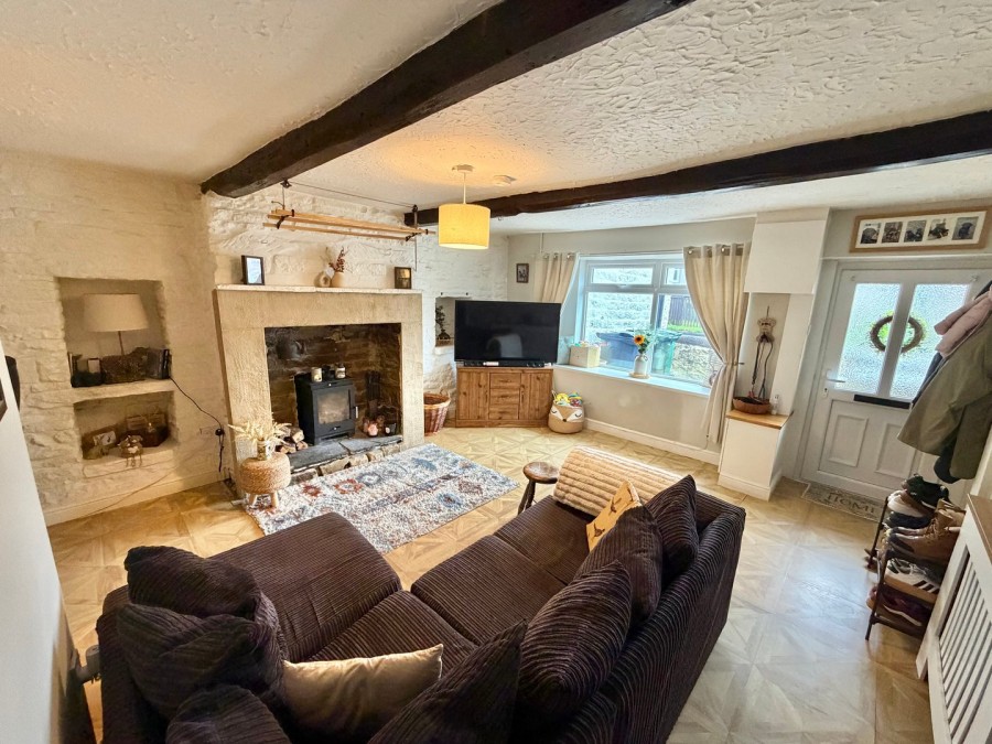 Images for Oakworth, Keighley, West Yorkshire EAID:3030449609 BID:4216801