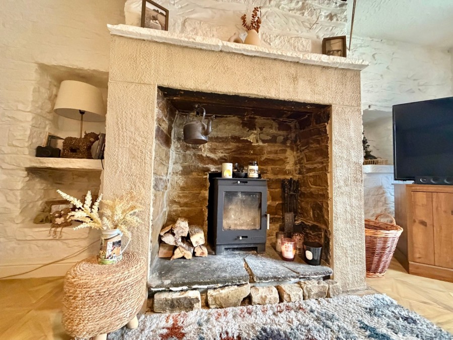 Images for Oakworth, Keighley, West Yorkshire EAID:3030449609 BID:4216801