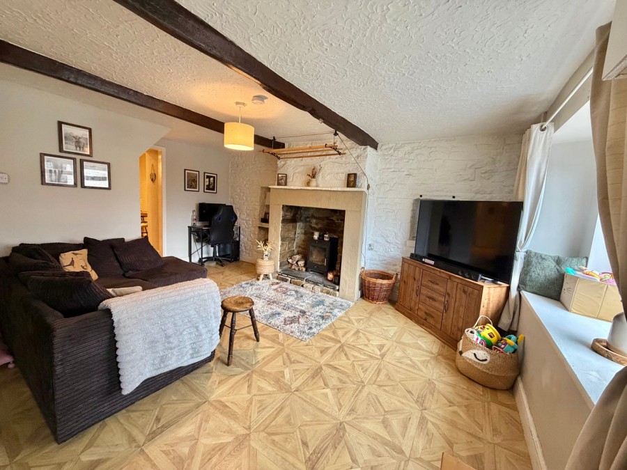 Images for Oakworth, Keighley, West Yorkshire EAID:3030449609 BID:4216801