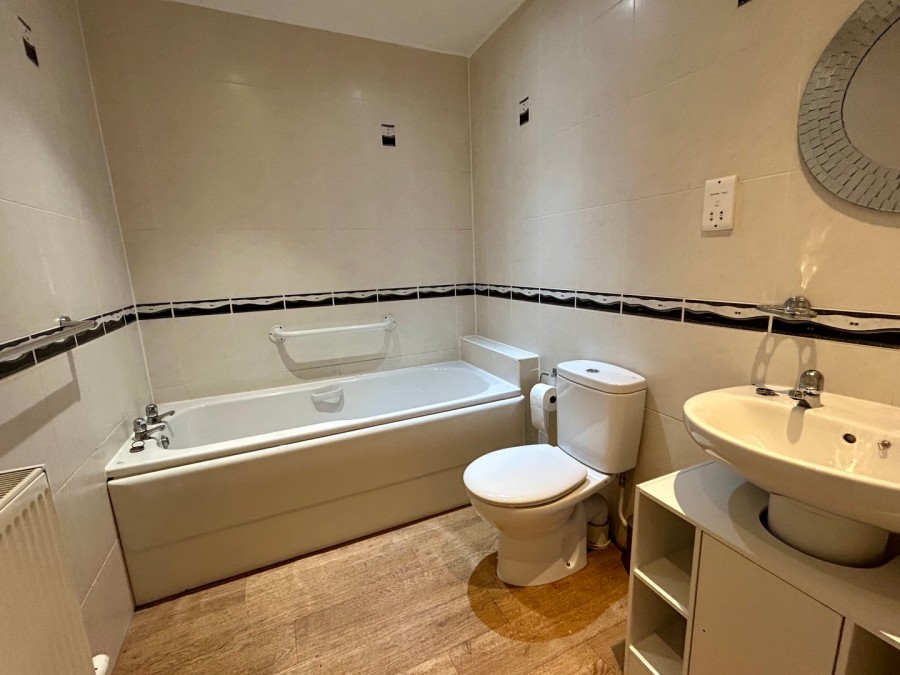 Images for Pepper Hill Lea, Keighley, West Yorkshire EAID:3030449609 BID:4216801