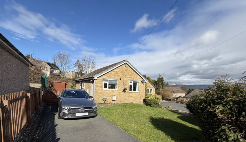 Images for Oakworth, Keighley, West Yorkshire EAID:3030449609 BID:4216801