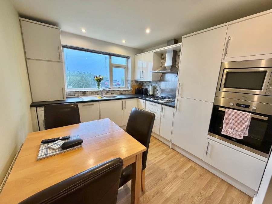 Images for Oakworth, Keighley, West Yorkshire EAID:3030449609 BID:4216801