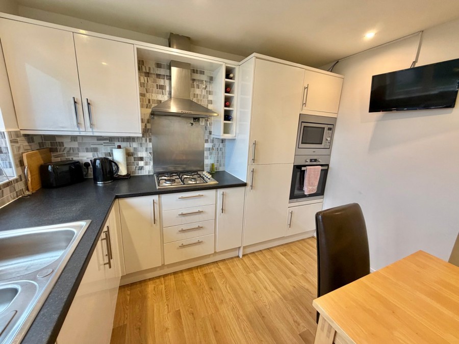 Images for Oakworth, Keighley, West Yorkshire EAID:3030449609 BID:4216801