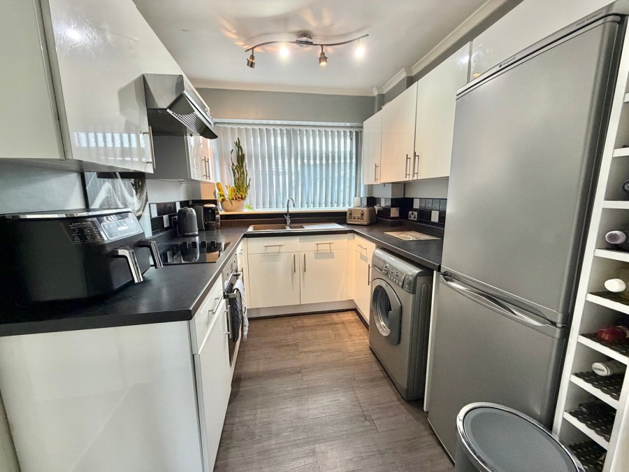 Images for Oakworth, Keighley, West Yorkshire EAID:3030449609 BID:4216801