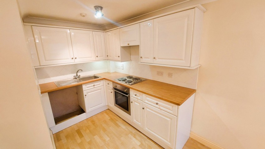 Images for Haworth, Keighley EAID:3030449609 BID:4216801