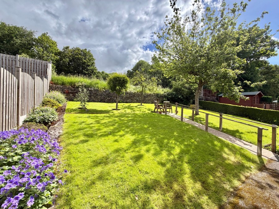 Images for Sandbeds, Keighley, West Yorkshire EAID:3030449609 BID:4216801